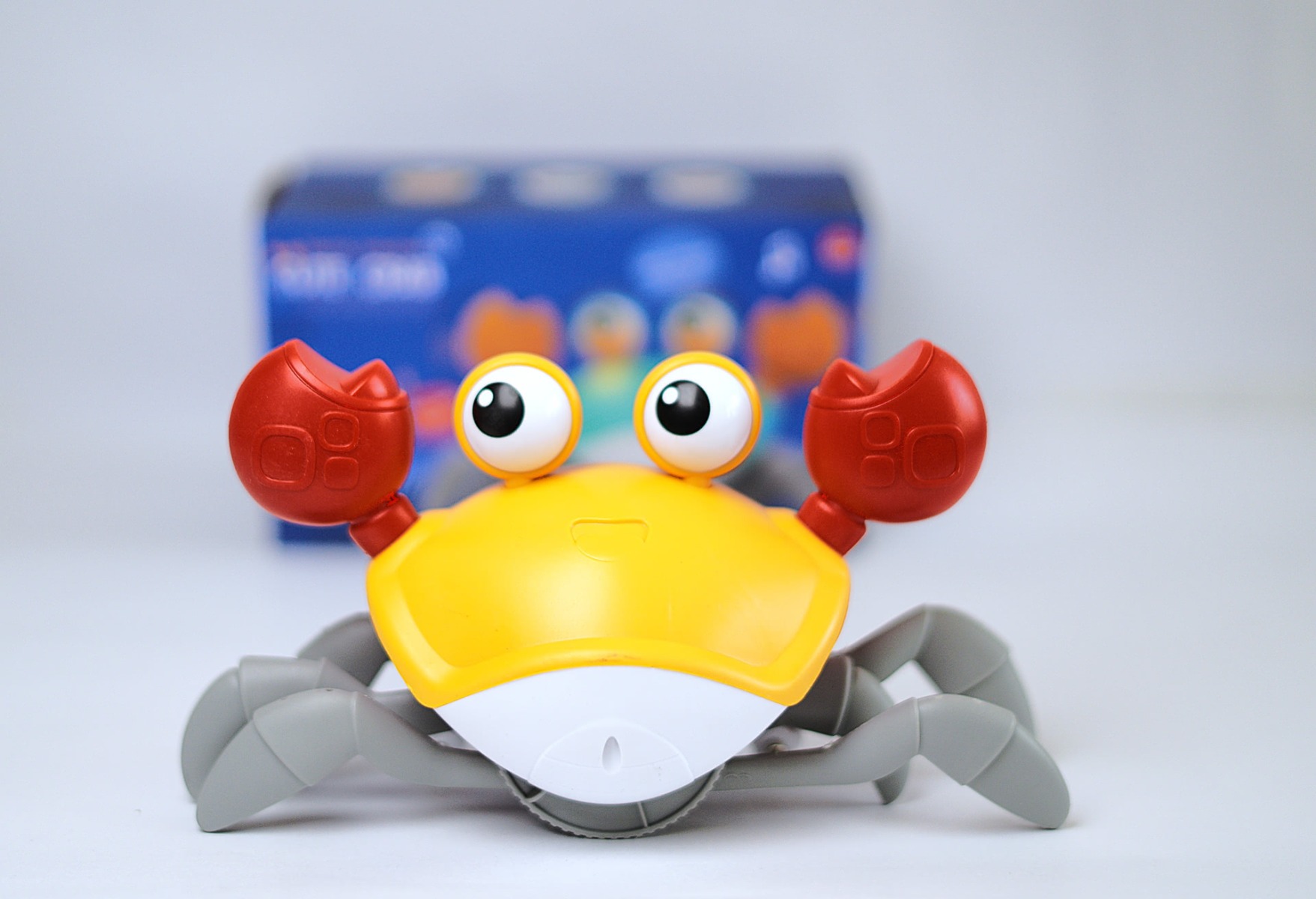Crawling Crab - Yellow 5 Crawling Crab - Yellow